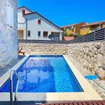 Family-friendly With Swimming Pool Biograd Na Moru, Biograd - 23754 * Biograd Na Moru