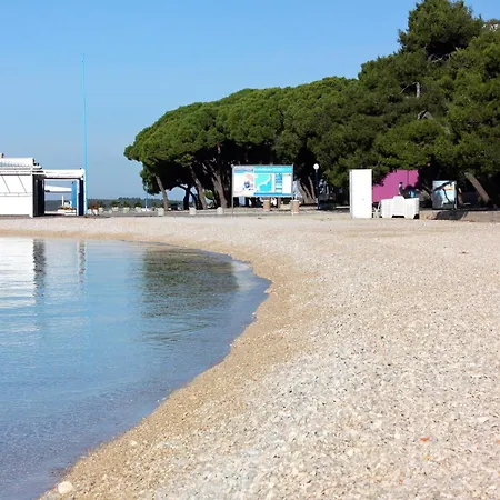 Family-friendly With Swimming Pool Biograd Na Moru, Biograd - 23754 アパート *
