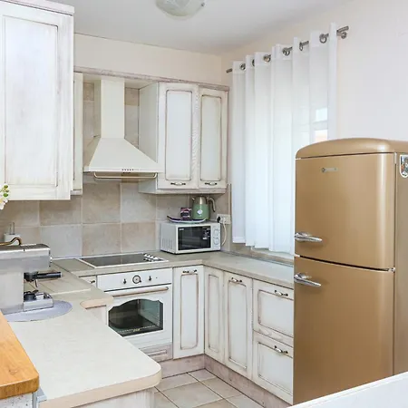 Lejlighed Family-friendly With Swimming Pool Biograd Na Moru, Biograd - 23754