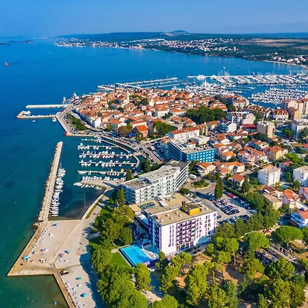 Family-friendly With Swimming Pool Biograd Na Moru, Biograd - 23754 Lejlighed Biograd Na Moru