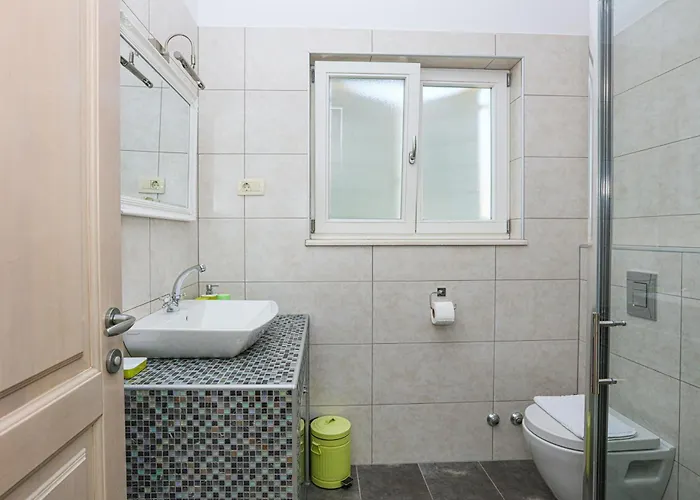 Family-friendly With Swimming Pool Biograd Na Moru, Biograd - 23754 * بيوغْغاد نا موغو