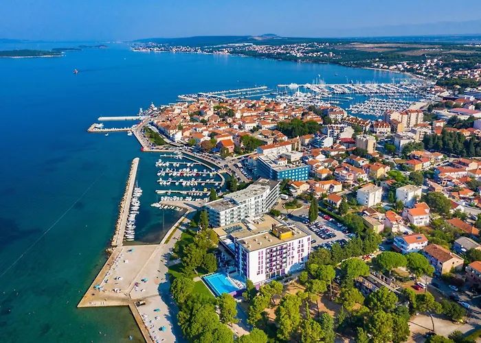 Family-friendly With Swimming Pool Biograd Na Moru, Biograd - 23754 شقة بيوغْغاد نا موغو